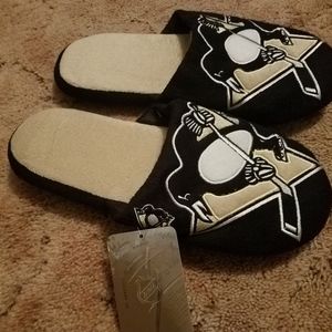 Pittsburgh Penguins slippers